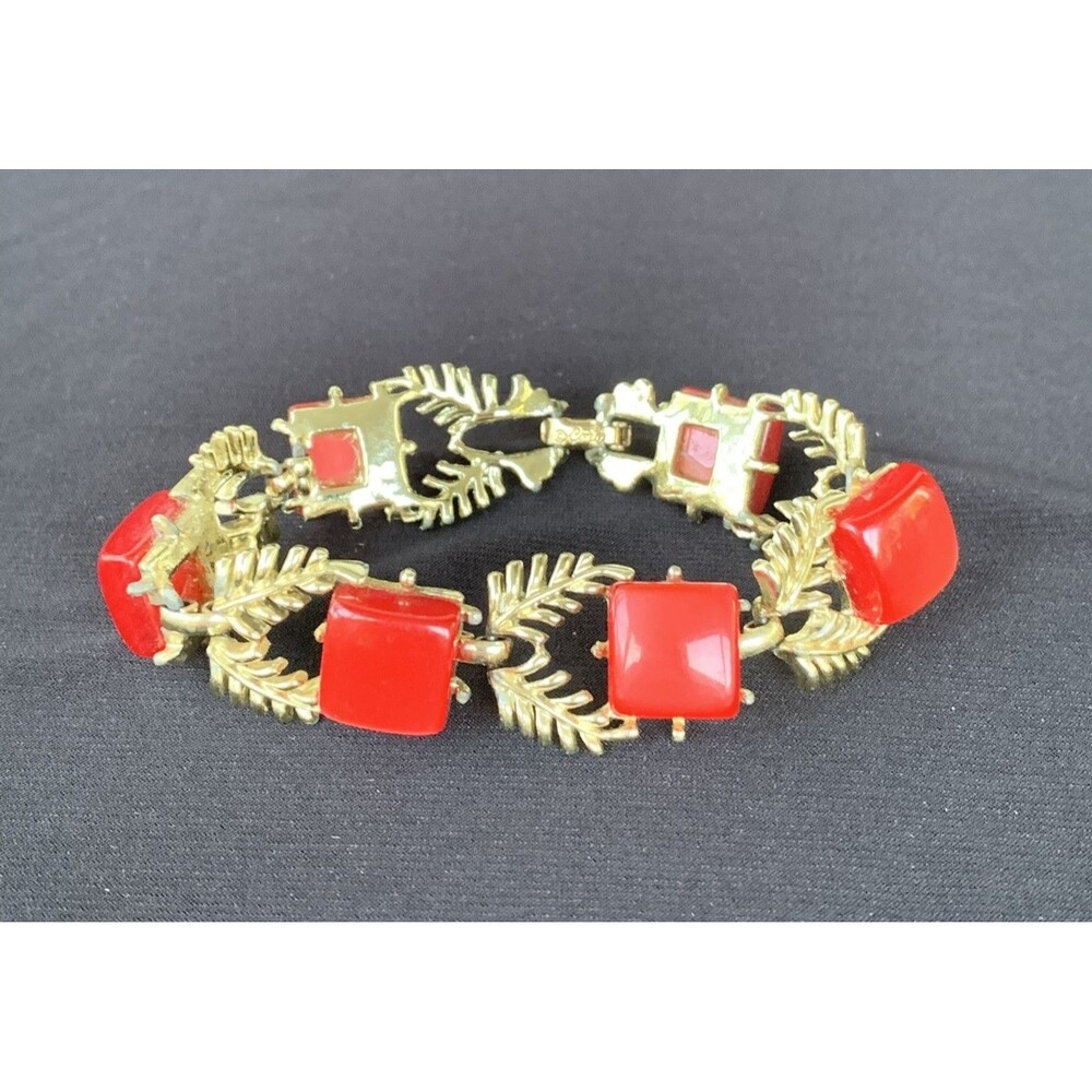 Vintage Coro Red Lucite Plastic Thermoset Gold Tone Bracelet MCM Retro